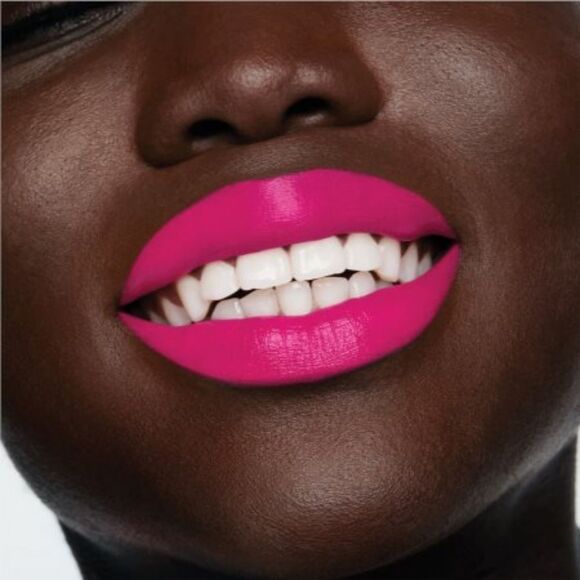 Smashbox PoolSide Prime and Plush BE LEGENDARY Lipstick (HOT PINK) - Picture 8 of 14